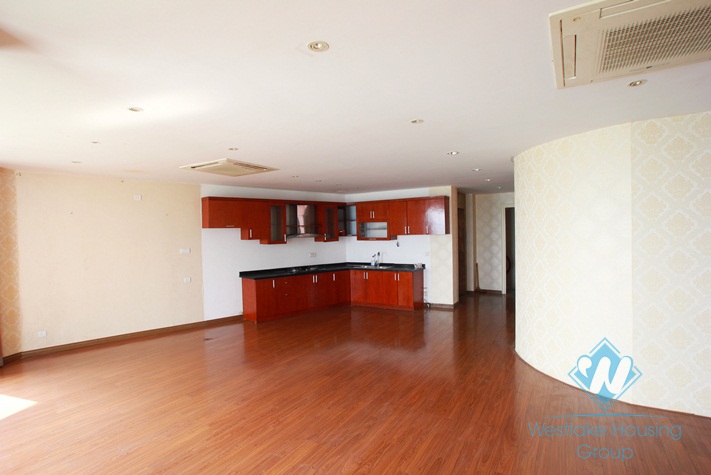 Beautiful 01 bedroom apartment for rent near Lac Long Quan Street, Hanoi